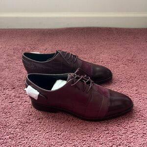 NWT- Coach Waverly patchwork burgundy croc/calf leather Oxford shoe